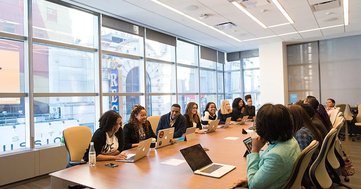 Maison modulable en industrie : optimiser chaque mètre carré pour la performance des sites